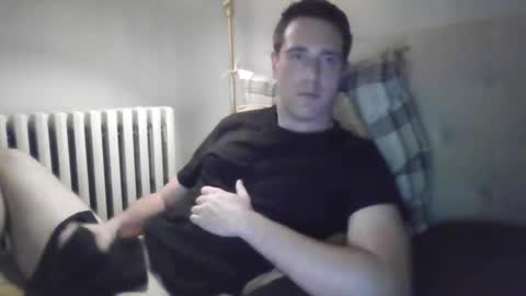 Snapshot of lilbrohhh chatting on 10/22/25, 02:23 lilbrohhh online show from 10/22/25, 02:23