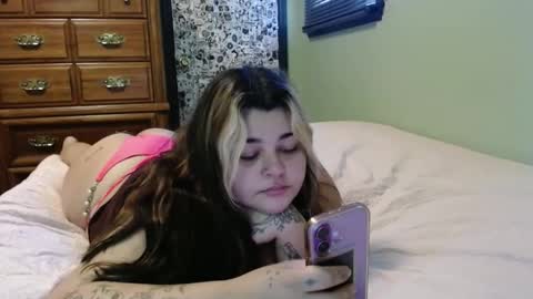 candy online show from 09/10/25, 01:44