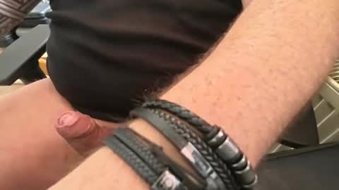 Snapshot of lilcock259 chatting on 04/15/26, 01:29 lilcock259 online show from 04/15/26, 01:29