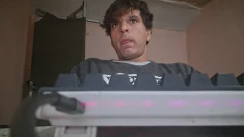 Snapshot of lildink679199 chatting on 10/16/25, 07:53 lildink679199 online show from 10/16/25, 07:53