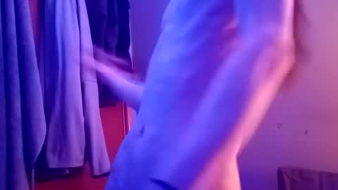 lildman420 online show from 10/19/25, 02:23