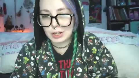 emily ryanson online show from 12/12/24, 09:04