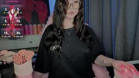 Snapshot of lilhornyprincess chatting on 05/17/26, 04:03 Nika and Lori online show from 05/17/26, 04:03