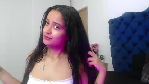 Lili online show from 11/27/25, 03:41