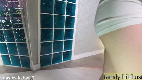 Snapshot of lili_01 chatting on 02/02/25, 02:45 Lili online show from 02/02/25, 02:45