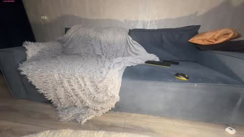 Snapshot of lili_01 chatting on 03/25/26, 05:41 Lili online show from 03/25/26, 05:41