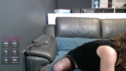 Lili Bertine online show from 11/21/25, 05:00