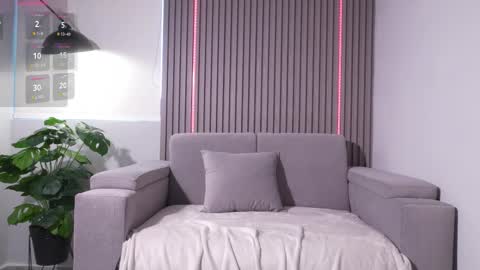 lili online show from 01/09/26, 01:25