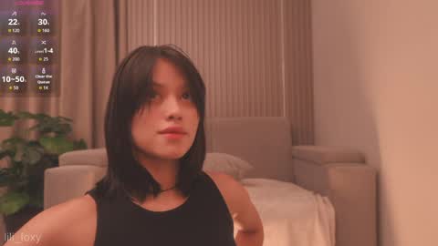 lili online show from 05/15/26, 12:17