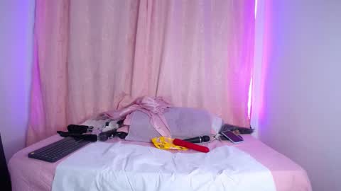 Snapshot of lili_matheus69 chatting on 12/12/24, 11:50 lili Matheus69 online show from 12/12/24, 11:50