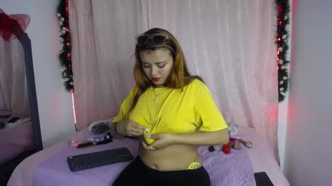 Snapshot of lili_matheus69 chatting on 12/14/24, 06:46 lili Matheus69 online show from 12/14/24, 06:46