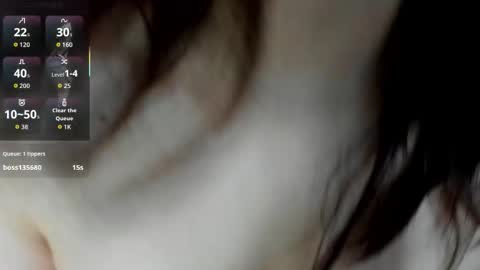 Lili  online show from 12/17/25, 07:20