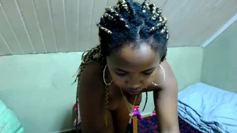 liliah online show from 02/15/25, 03:50