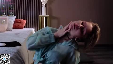 Lilian online show from 02/25/26, 01:26