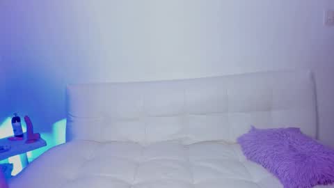 Snapshot of liliana_777 chatting on 11/28/25, 07:16 Sarai 18 year online show from 11/28/25, 07:16