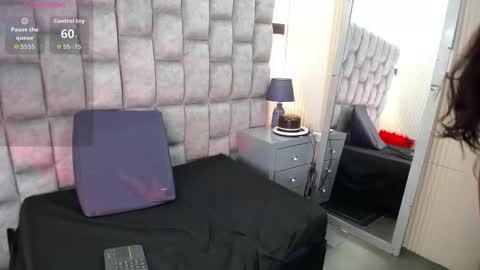 Snapshot of liliana_pink chatting on 03/19/26, 12:47 liliana online show from 03/19/26, 12:47