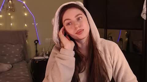 Lilu online show from 09/30/25, 10:26