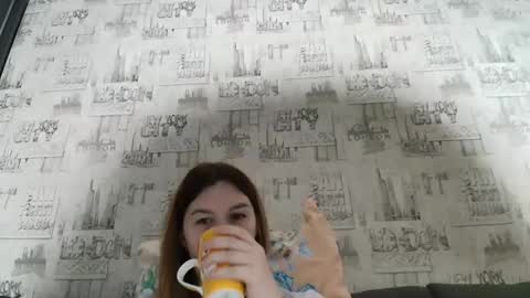 Snapshot of liliawoolf chatting on 09/20/25, 05:36 liliawoolf online show from 09/20/25, 05:36