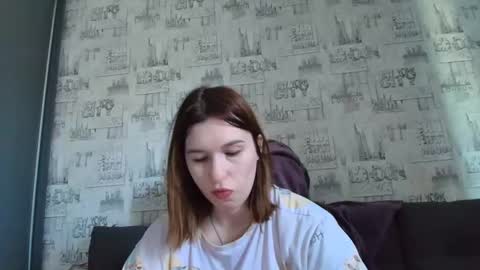 Snapshot of liliawoolf chatting on 09/21/25, 10:39 liliawoolf online show from 09/21/25, 10:39