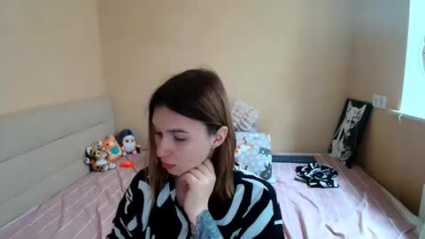 Snapshot of liliawoolf chatting on 09/29/25, 12:21 liliawoolf online show from 09/29/25, 12:21