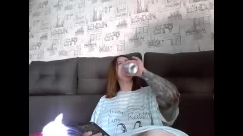 Snapshot of liliawoolf chatting on 11/02/25, 09:00 liliawoolf online show from 11/02/25, 09:00