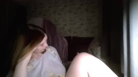 Snapshot of liliawoolf chatting on 11/12/25, 03:56 liliawoolf online show from 11/12/25, 03:56