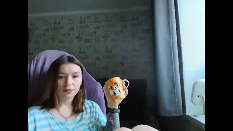 Snapshot of liliawoolf chatting on 11/18/25, 07:35 liliawoolf online show from 11/18/25, 07:35