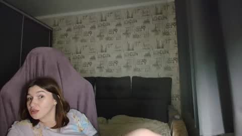 Snapshot of liliawoolf chatting on 11/21/25, 07:34 liliawoolf online show from 11/21/25, 07:34