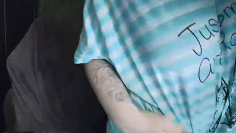 Snapshot of liliawoolf chatting on 11/23/25, 03:23 liliawoolf online show from 11/23/25, 03:23