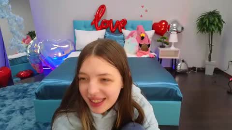 Lili Bakery online show from 02/10/25, 02:08