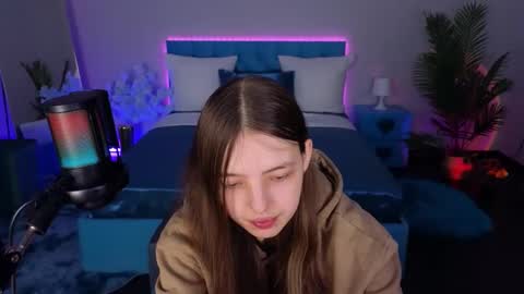 Lili Bakery online show from 12/20/25, 06:31