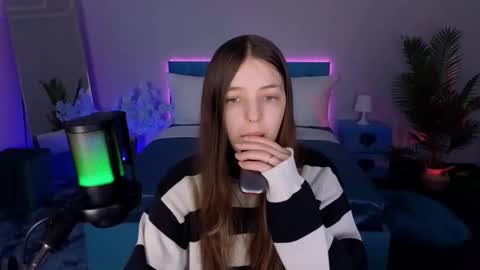 Lili Bakery online show from 12/22/25, 02:41