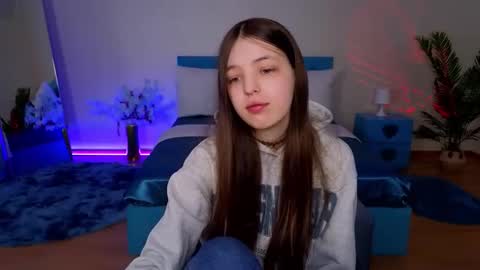 Lili Bakery online show from 04/18/26, 02:59