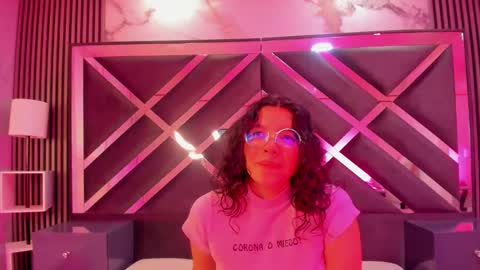  Lili  online show from 01/20/25, 04:43