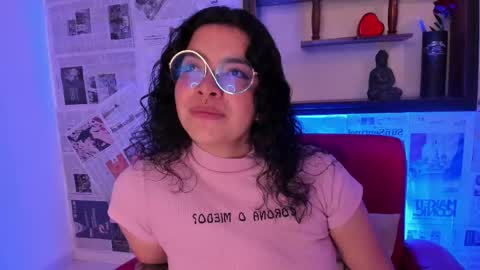  Lili  online show from 03/07/25, 07:41