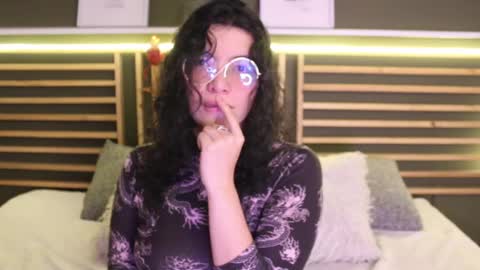  Lili  online show from 03/12/25, 05:46