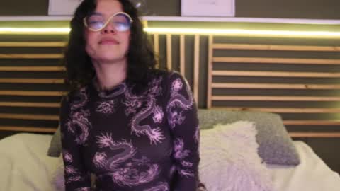  Lili  online show from 03/12/25, 08:51