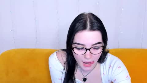 Snapshot of lilibethxx chatting on 12/08/24, 07:26 lilibethxx online show from 12/08/24, 07:26