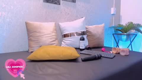 Lili Cooper online show from 03/06/25, 10:26