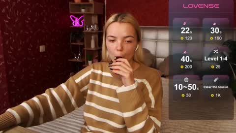 Snapshot of lilieanori chatting on 02/21/25, 11:21 Lilie online show from 02/21/25, 11:21