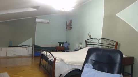 Snapshot of lilieanori chatting on 03/08/25, 08:25 Lilie online show from 03/08/25, 08:25