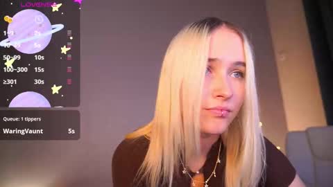 Snapshot of lilielfie chatting on 09/12/25, 07:36 lilielfie online show from 09/12/25, 07:36