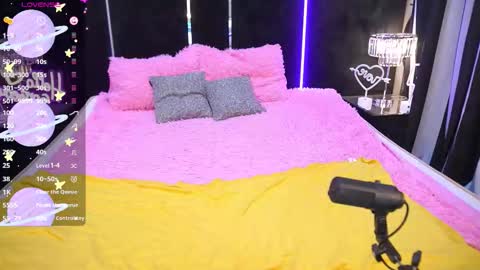 Snapshot of lilielfie chatting on 09/16/25, 01:12 lilielfie online show from 09/16/25, 01:12