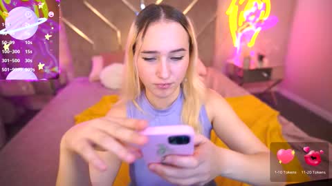 Snapshot of lilielfie chatting on 11/07/25, 01:55 lilielfie online show from 11/07/25, 01:55