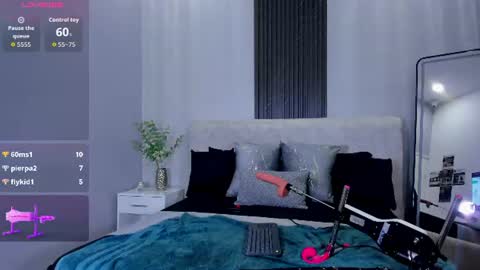 Snapshot of lilii_peach chatting on 07/14/26, 02:05 lilii peach online show from 07/14/26, 02:05