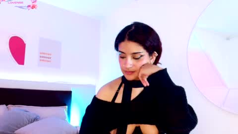 Snapshot of liliith_savett chatting on 04/18/26, 07:58 Lilith Savett online show from 04/18/26, 07:58