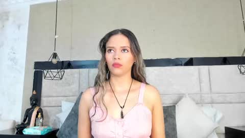 LilyJensen online show from 11/14/25, 10:18