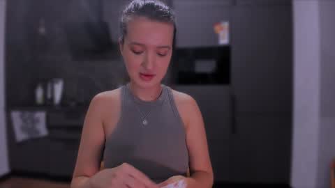 Snapshot of lililaluna chatting on 12/28/24, 09:40 ... online show from 12/28/24, 09:40