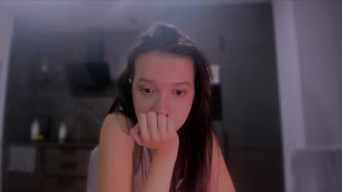 Snapshot of lililaluna chatting on 01/17/25, 09:39 ... online show from 01/17/25, 09:39