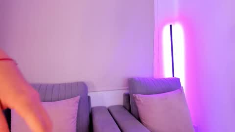 Snapshot of lilily_lv chatting on 02/16/26, 01:07 Lilly online show from 02/16/26, 01:07